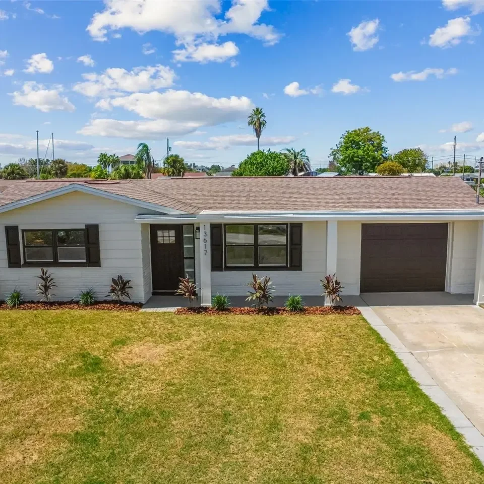 imgi_98_933ad9a16c219921eb2ad3b401d43120l-m2032127679rd-w1280_h960